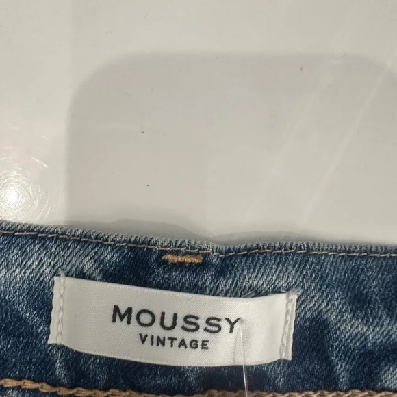 $360 Moussy Vintage Blue Hawthorne Skinny Jean In Light Blue Size 27